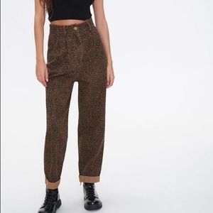 NWT Forever 21 Leopard Print High Waisted Jeans
